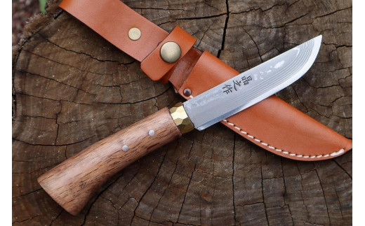 土佐渓流ナイフ105 真鍮丸輪 全曇 ダマスカス15層青紙2号鋼 | ナイフ キャンプ アウトドア 打刃物 土佐 鉈 剣鉈 なた 職人 山林 狩猟 熊 刃物 薪割り ハンドメイド 釣り 伝統 工芸 高知県 南国市