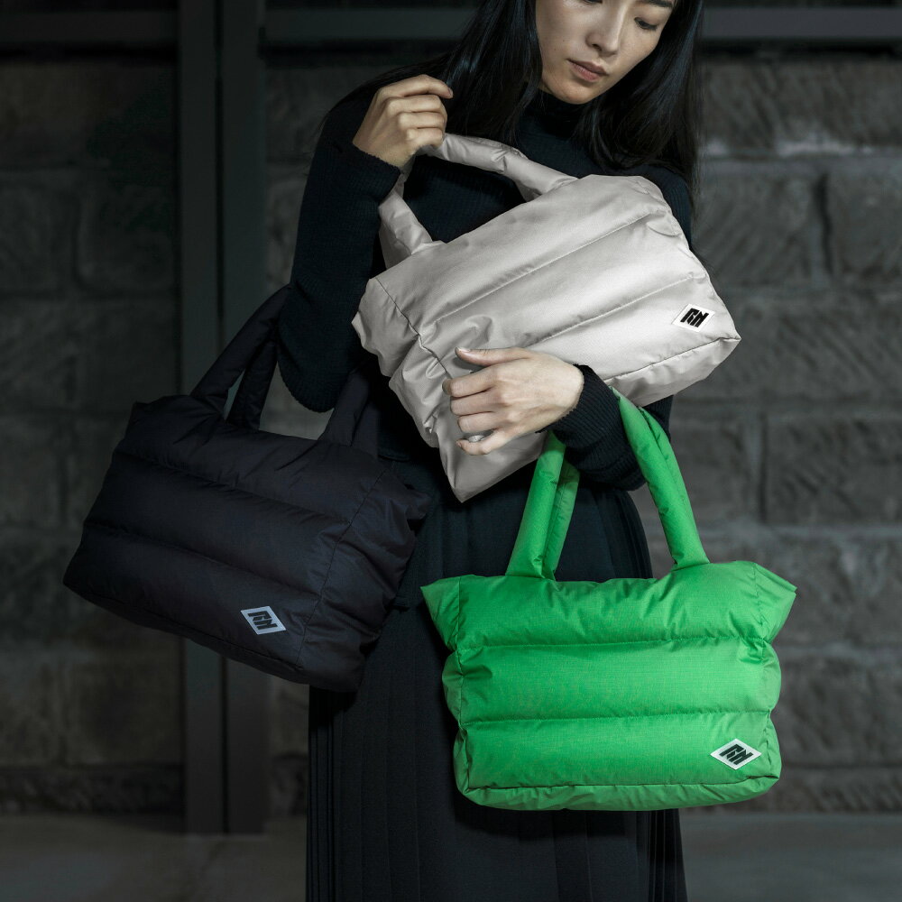 【ふるさと納税】＜選べるカラー＞＜UNISEX＞北海道ダウン：RETAR NUY/レタールヌイ［RURA/ルラ］ DOWN TOTE BAG 3色展開 トートバッグ ホワイトグースダウン ナイロン 男女兼用 ユニセックス かばん カバン 鞄 北海道 小樽市 送料無料 【2025年11月下旬より発送開始】