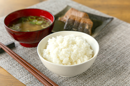 【令和8年産新米先行予約】【定期便6ヶ月毎月お届け】七谷産コシヒカリ 精米5kg《10月上旬～順次出荷》