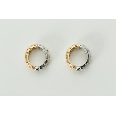 ふるさと納税 甲府市 【ジュエリーの街、山梨県甲府市】K18YG/K18WGリバーシブルピアリング E4726 |  | 01