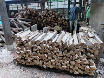 ウバメガシ 薪 約25kg マルモ 製炭所 / 薪