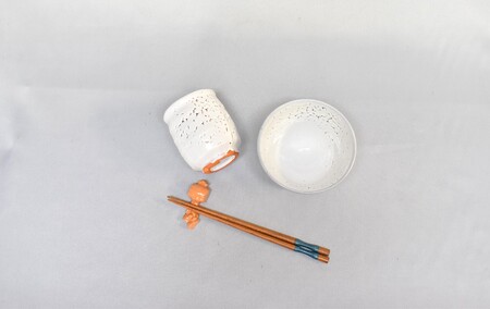 萩焼　福の器揃い「残雪」(ご飯茶碗・湯呑・箸置きセット)｜HGH00027