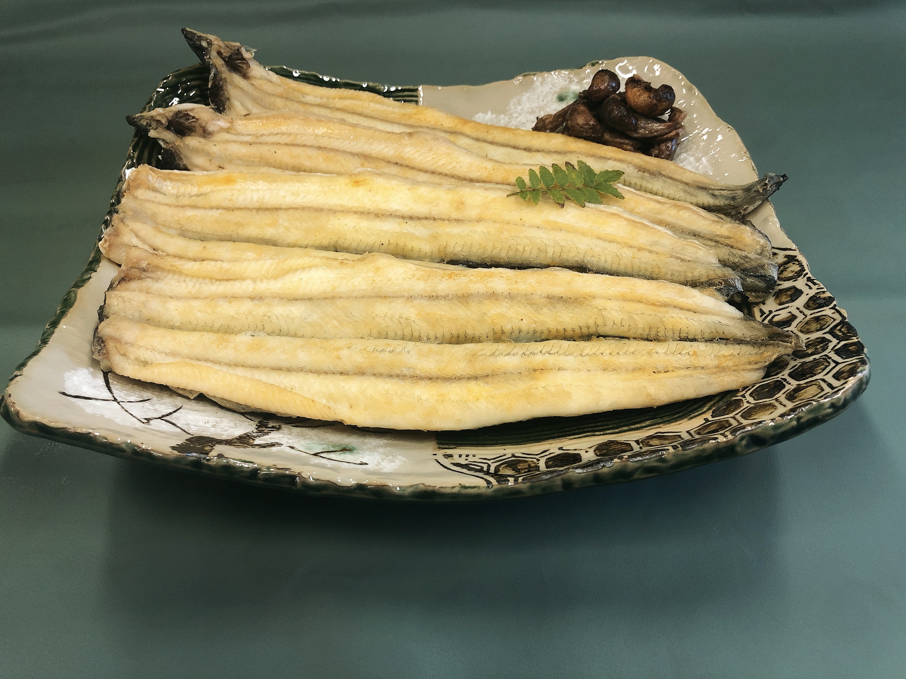 【訳アリ】三河一色産 こだわりの手焼き白焼うなぎ（3〜5尾）【冷凍】・H024-250