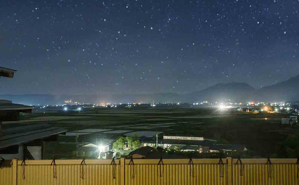 【平日限定】家族でのんびり♪ 阿蘇五岳を一望できる部屋 阿蘇プラザホテル 4名様分宿泊券（1泊2食付） 自然 大自然 旅館 内牧温泉 熊本県 阿蘇市