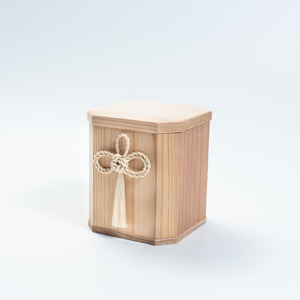 伝統工芸 とくしま 杉 骨箱 精麻 2.5寸【 杉の 骨壺 】