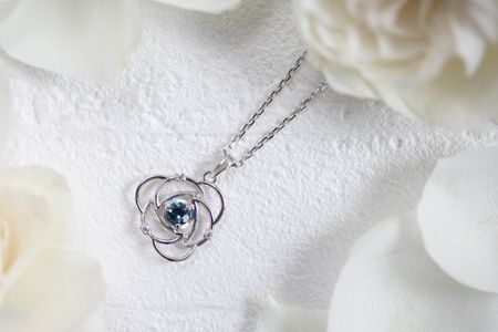 Blue Rose Pt トパーズ ダイヤモンド ペンダント レディース ジュエリー アクセサリー ネックレス ダイヤ 神奈川 湘南 藤沢