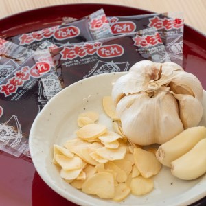 【 藁焼きかつおタタキ 】 藁焼きカツオたたき にんにく タレ付き 800g以上