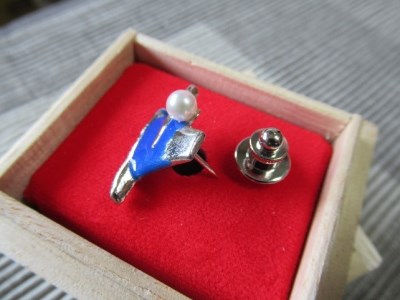 2-9-49　「富士山」ピンブローチ