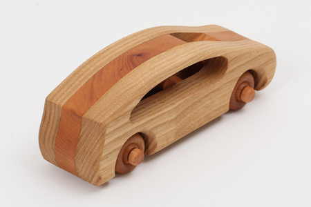 とんぼ工房手作り「木のくるま」｜木のおもちゃ 木製 無着色 車 自動車 男の子 女の子 誕生日 クリスマス プレゼント 幼児 玩具 お祝い ハンドメイド [0192]