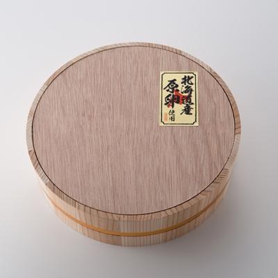 ふるさと納税 岡垣町 「食品添加物不使用」極み無着色明太子　檜樽入り(600g)【岡垣町】 |  | 01