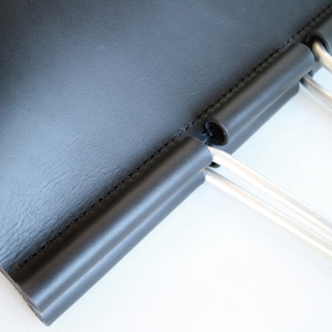 クリップバッグ Big【バッグ ダブルクリップ クリップ 本革 数量限定 手作り 革製品 小物 水戸市 茨城県】（AF-10）