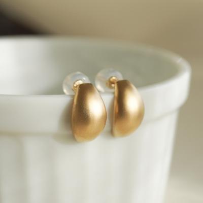 ふるさと納税 甲府市 【ジュエリー】K18 イエローゴールド 艶消しマット地金 ピアス 保証書付 SPB-1869 |  | 01