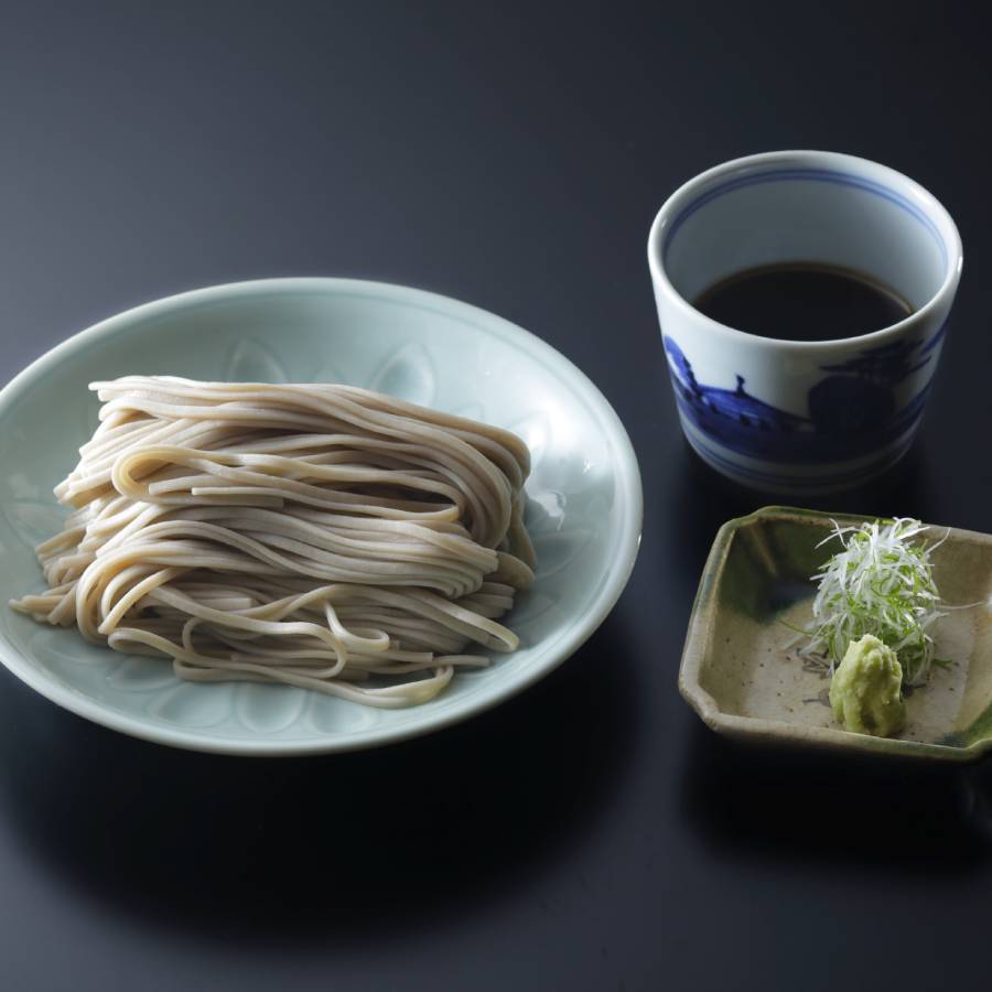 ＜京都吉兆＞「国産二八蕎麦・うまだし詰合せ」３人前