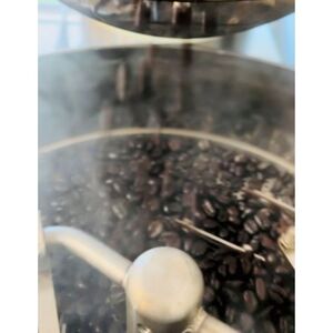 デカフェ（カフェインレス　臨界二酸化炭素抽出法採用ドイツ製　生豆原産国ブラジル）　遠赤外線焙煎500ｇ　コーヒー豆 珈琲 豆