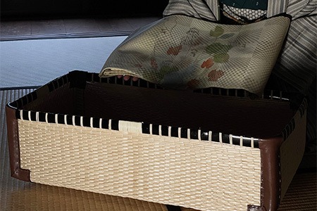 【伝統工芸品】KORI ANRI JAPAN「NAGASHAKU」黒縁永尺角革行李 柳行李 / 豊岡杞柳細工 100年持つ収納 反物 ハンドメイド 経済産業大臣指定伝統的工芸品 豊岡鞄の原点