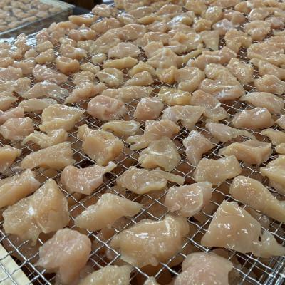 ふるさと納税 那珂川市 【贅沢なひと口】愛犬が夢中になる!素材の旨みが凝縮した手作りささみジャーキー45g×3パック |  | 01