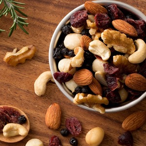 【ふるさと納税】 ミックスナッツ トレイルミックスナッツ 『焙煎ナッツとベリーのミックスナッツ 500g×毎月お届け(合計12回)』 [ 無塩 無添加 クランベリー ブルーベリー ドライフルーツ アー