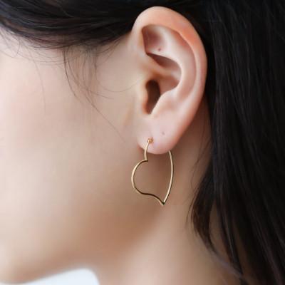 ふるさと納税 山梨県 【山梨県】【ジュエリー】K18 heart reef/ハートリーフ M ピアス |  | 01