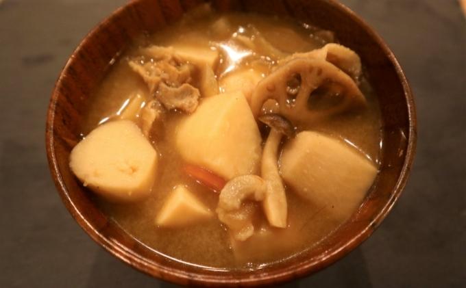 里芋 冷凍 小分け 絹里芋 220g 6パック 兵庫県産 野菜 根菜 粘り 一口サイズ 皮むき おつまみ 時短 おでん 煮物 おせち 味噌汁 冷凍野菜 栽培期間中農薬不使用 冷凍配送 取り寄せ 国産 