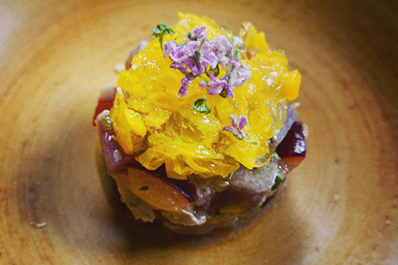 【神楽坂】HASABON 特産品ランチ・ディナー共通コース（2ドリンク付き） 3名様（1年間有効） お店でふるなび美食体験 FN-Gourmet476279