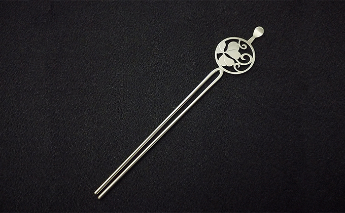 かんざし 平打ち簪 銀製 かたばみ かざり工芸三浦 髪飾り ヘアアクセサリー 和装 普段使い アクセサリー 民芸品 工芸品 伝統工芸品 おしゃれ かわいい 東京 東京都 墨田区