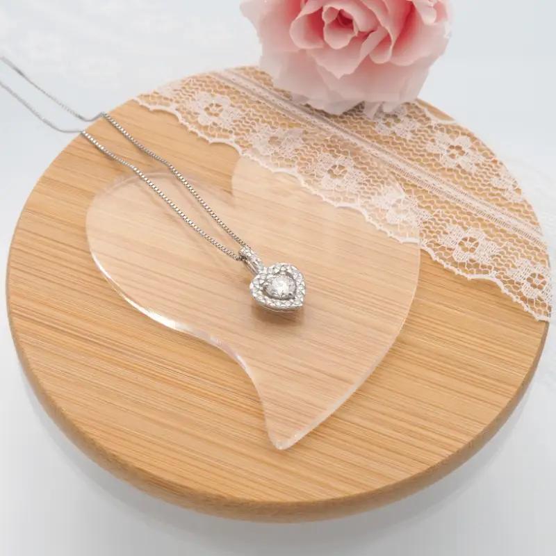 プラチナ　0.65ct　ハートダイヤモンド ペンダントネックレス　FHH-019689