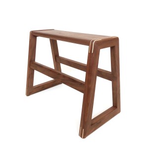 (22015001)旭川家具 バウ工房「ハーフスツール・ロー」