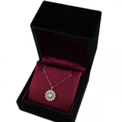 ふるさと納税 甲府市 K18ダイヤモンド0.75ctUPペンダント　PNI-308YGNW |  | 02