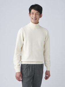日本製 カシミヤ100% タートルネック 白 Mサイズ [2590]