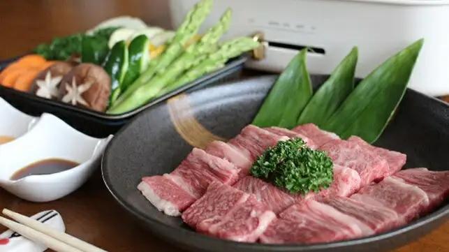 数量限定！国産 和牛 きたかみ牛 焼肉用 750g （ モモ ・ カタ ・ バラ ） ミックス  数量限定 A5 A4 人気 肉 ブランド牛 牛肉 BBQ お歳暮 忘年会 贈答用 牛ロース 岩手県 北