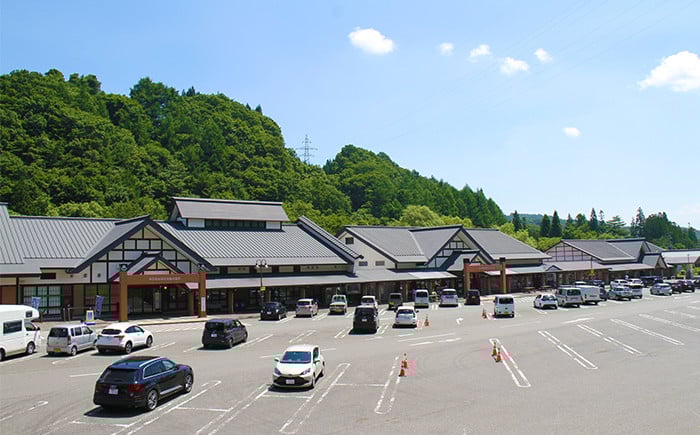 「あねっこ」はキャンプ場あり！温泉あり！県内有数の人気スポット★