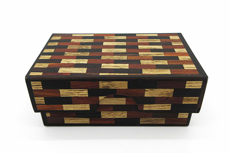 小物入れ「B」名刺・アクセサリー・印鑑　KT-6-2  徳島 那賀 木 木材 寄せ木 木製 木製品 小物 アクセサリー ジュエリー 収納 小物入れ 小物収納 小物ケース 収納ケース 収納ボックス アク