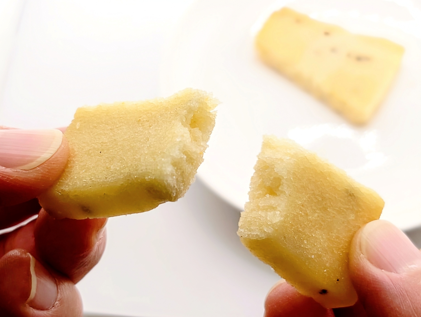 揚げ干し餅 250g×3袋 【山源 三上】 干しもち 干し餅 ほしもち ホシモチ 揚げ餅 | 煎餅 や おかき 感覚で食べられる 青森県 五所川原市
