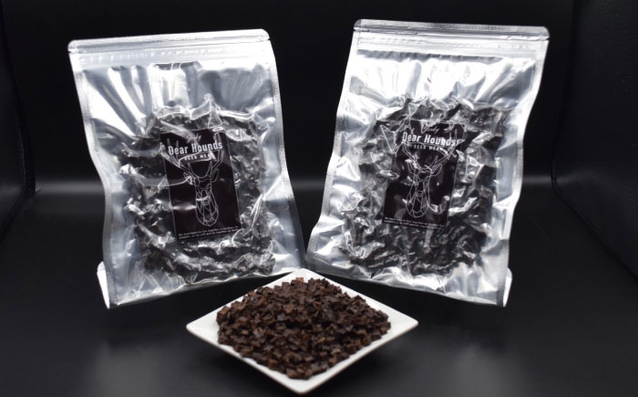 
                  愛犬・愛猫用おやつ 蝦夷鹿 キューブ ジャーキー 計200g（100g×2個）| ペットフード ペット用 ジャーキー ドッグフード おやつ | Dear Hounds [BOAE028]
                