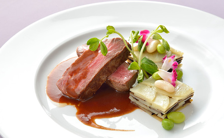 食事券 東京大学伊藤国際学術研究センター内 レストラン カメリア ディナー 2名様分 お食事券 ペアチケット