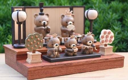 木製のクマのお雛様 2段 【2025年11月上旬頃より順次発送予定】 | 木製 くま クマ 熊 お雛様 2段飾り お人形 ひな祭り 雛祭り セット 茨城県 守谷市