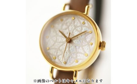 すみだ北斎美術館オリジナル 北斎 新形小紋帳 輪ちがい麻の葉 腕時計レディース ゴールド ファッション小物 シンプル デザイン 伝統素材 手作業 7mm幅 女性標準サイズ  白