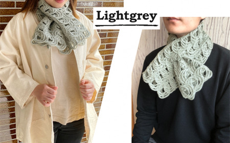 差し込み ショートマフラー ループ柄 ライトグレー | マフラー