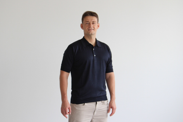 究極の贅沢シルク100％洗えるメンズ半袖ポロニットウェア ネイビーMサイズ メンズ 新潟県 五泉市 有限会社アスリート