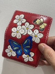 a30-248　フェミニンスタイル 名刺入れ 牛ヌメ革 ハンドメイド