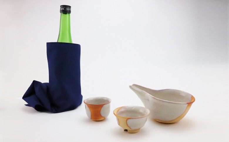 【352047000175】《萩焼》緋色冷酒器（木箱入）