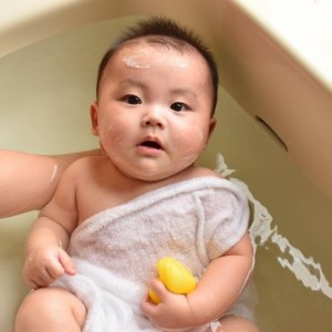 赤ちゃんを迎えたパパ・ママへ＜北海道釧路町の助産院マタニティアイ＞産後ケア 利用券1回分_旅行券・チケット   _【1310029】