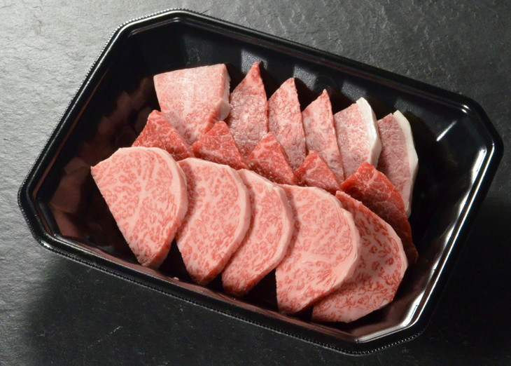 
５０．鳥取和牛　焼肉盛り合わせ　合計250g
