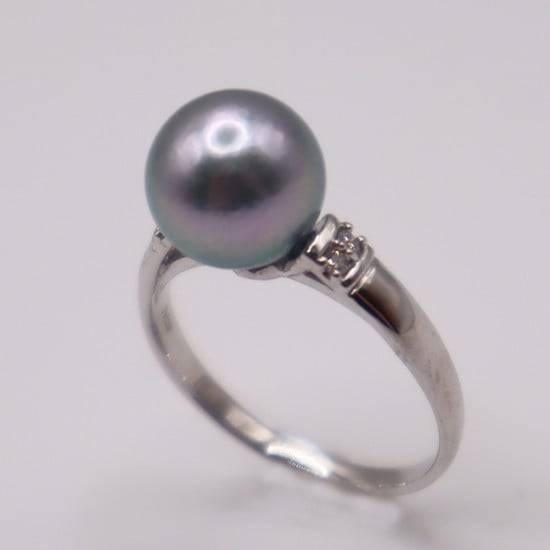 
            1950 Pt900 あこや本真珠8.8㎜　ダイヤモンド0.04ctリング
          