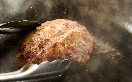 黒毛和牛 × 匠豚 至福 の ハンバーグ ( 150g × 4個 セット ) ソース付き 冷凍 ブランド ポーク ぶた 千葉県産 豚肉 牛肉 ぎゅうにく 牛 豚 ぎゅう 国産 肉 ぶたにく 国産豚 ブ