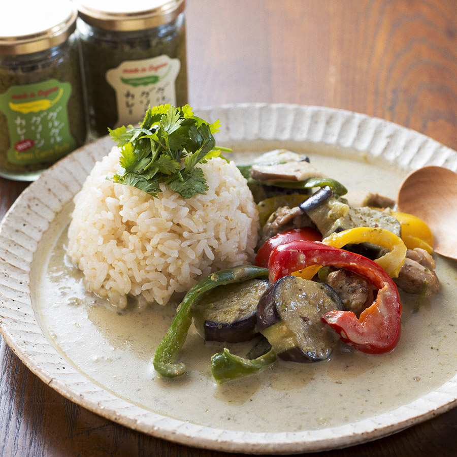 辛さホット×2瓶セット　グルグルグリーンカレー  唐辛子農家のつくるクラフトカレーペースト