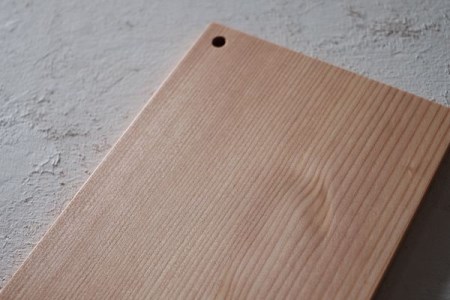 カッティングボード＋スパチュラセット　『mina no mori CuttingBoard＋Spatura セット＜ミナノモリ カッティングボード＋スパチュラ セット＞』　信州南相木村のカラマツを10