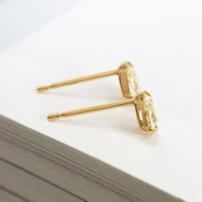 ふるさと納税 甲府市 甲府市発 一粒ピアス k18 ペアシェイプカット [1c-2178-1YG] |  | 02