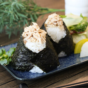 ツナ パウチ ノンオイル マグロの水煮 100g×5パック パックマグロ まぐろ 常温保存 ストック 備蓄 おにぎり サラダ パスタ 防災 非常食 保存 長持ち 便利 アウトドア キャンプ 加工品 高