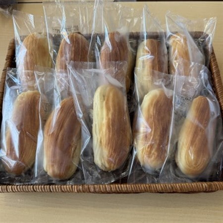 沖縄B級グルメ ちいさなパン屋さんが作る「元祖アイスパン」カスタード 10個入り【配送不可地域：離島】【1709339】